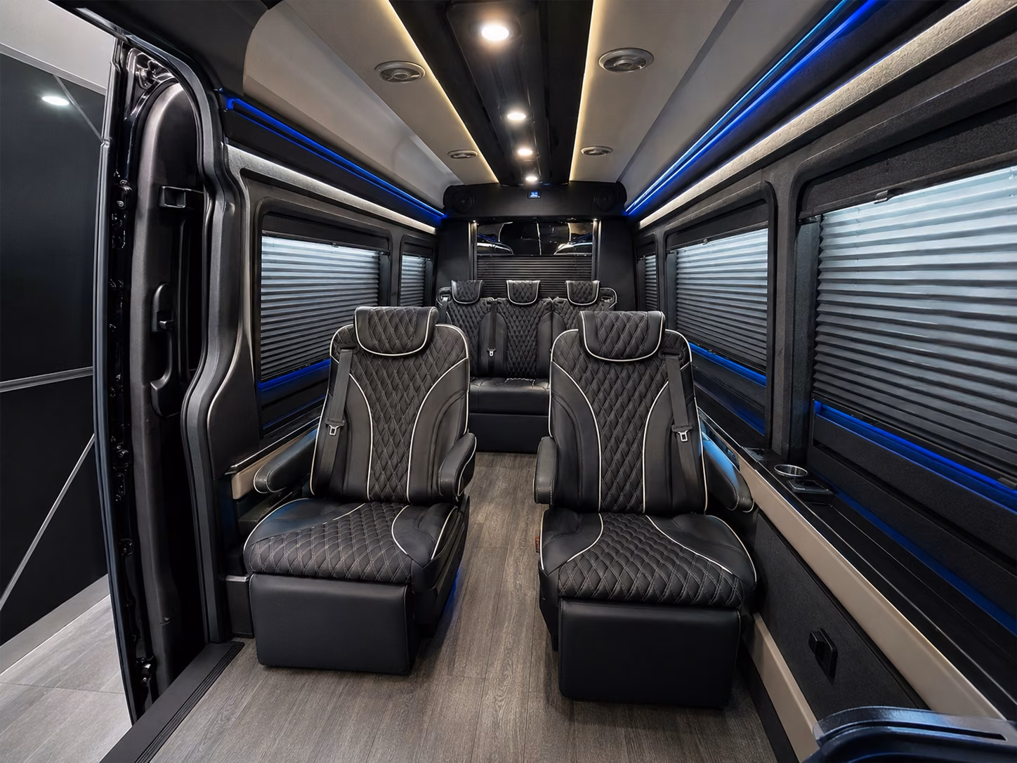 bus rentals for georgetown school field trips and student groups