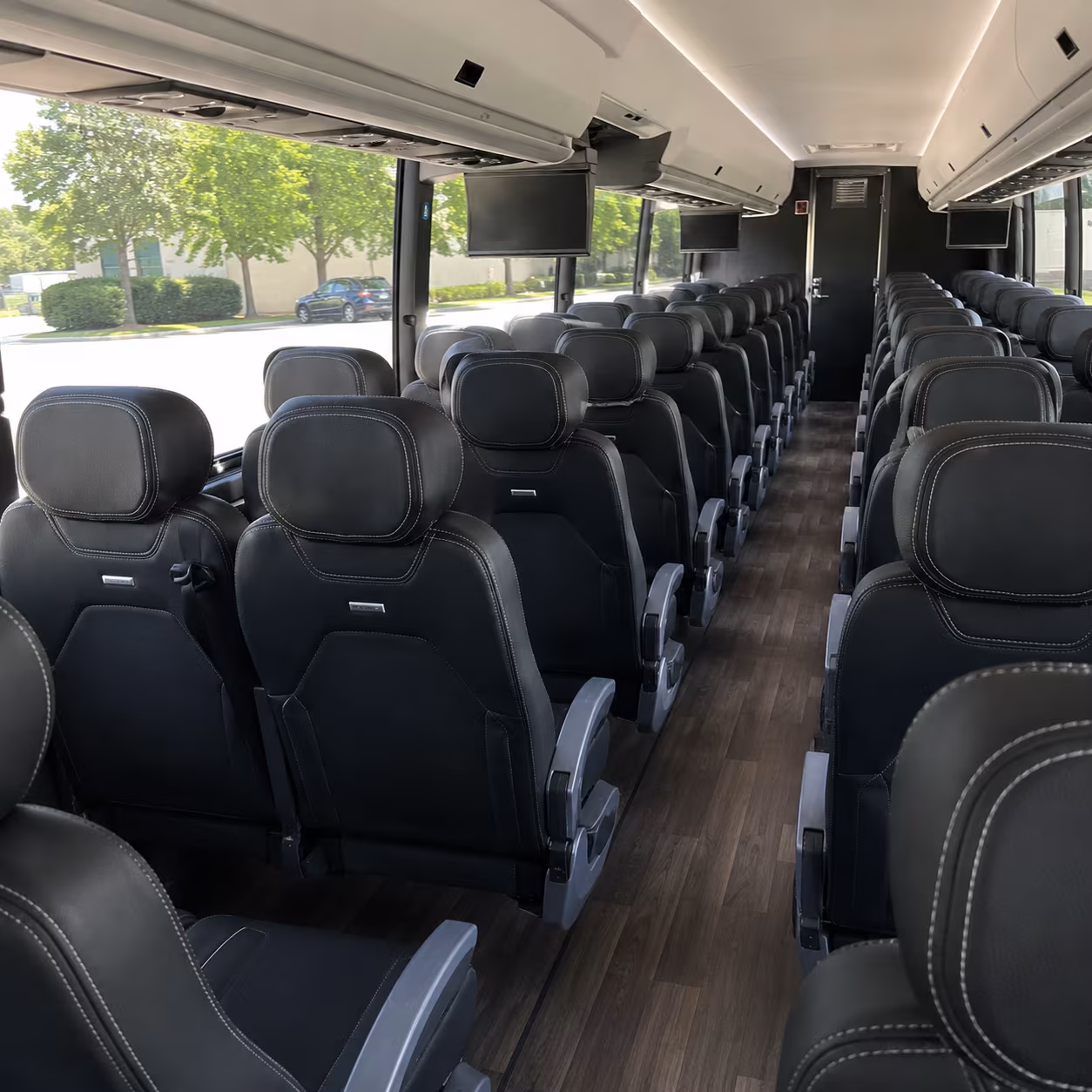 charter buses in georgetown for large prom groups and school shuttles