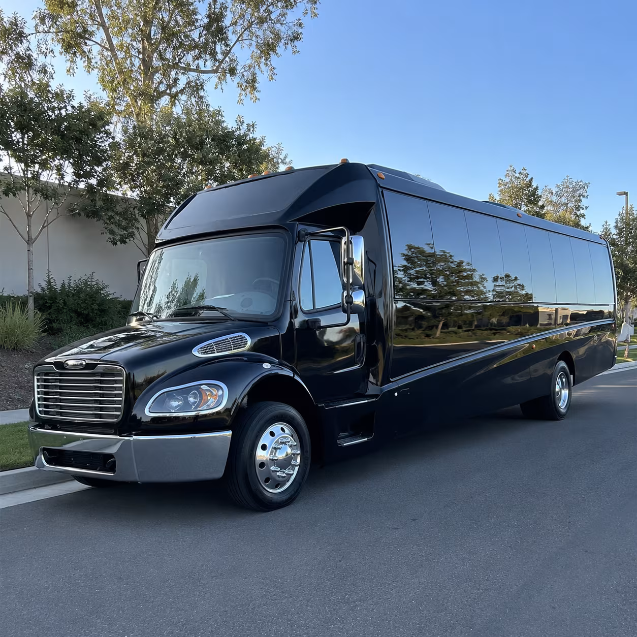 find transportation for your next prom 2