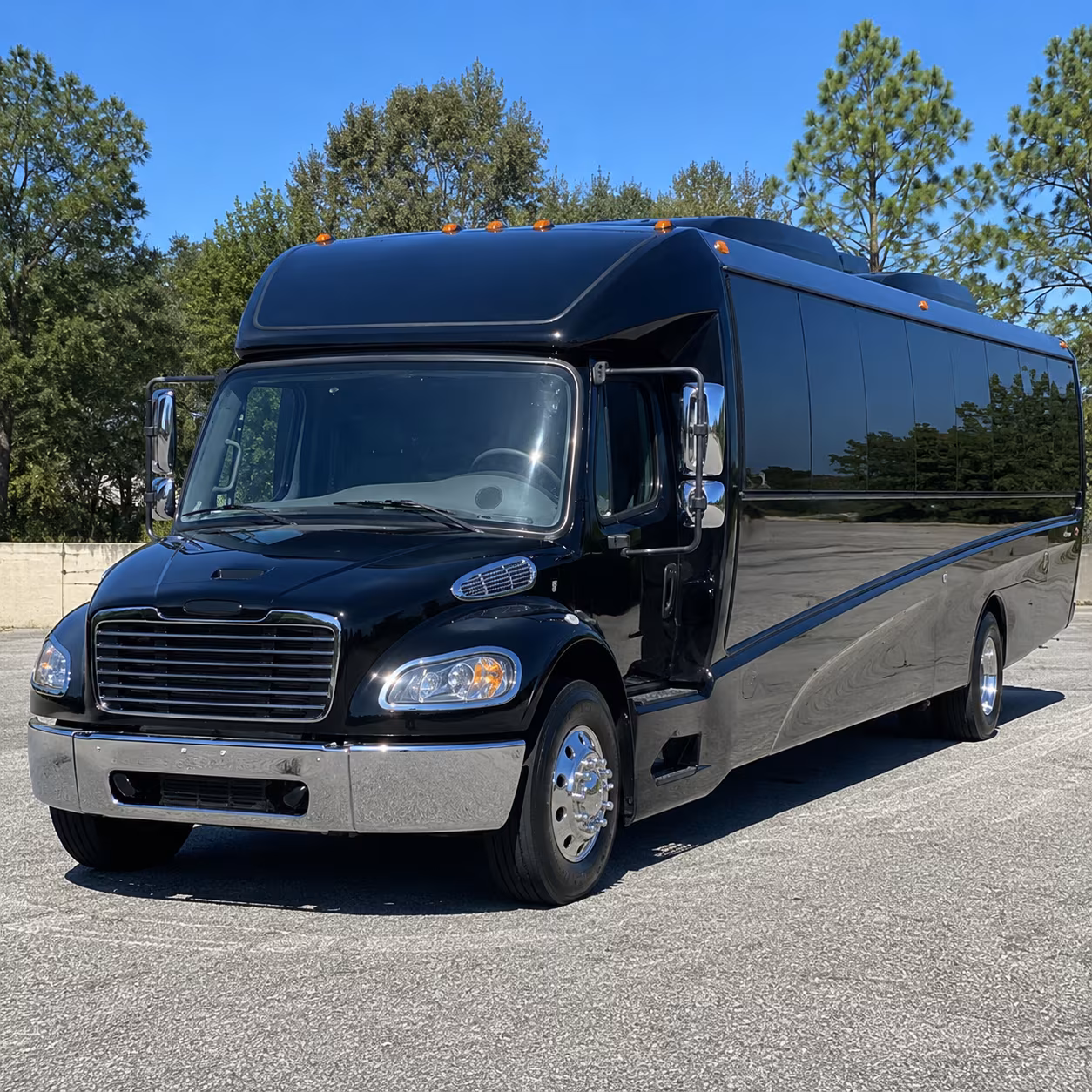georgetown 20 passenger minibus