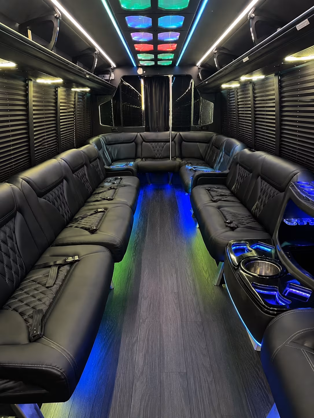 georgetown 20 passenger party bus interior