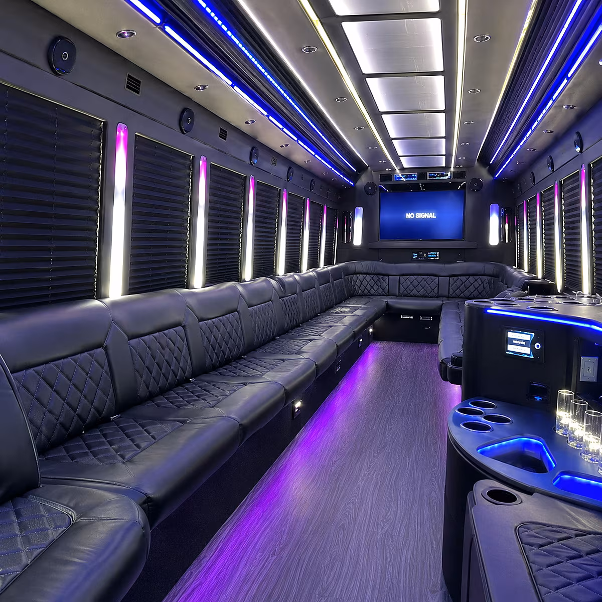 georgetown 30 passenger party bus inside