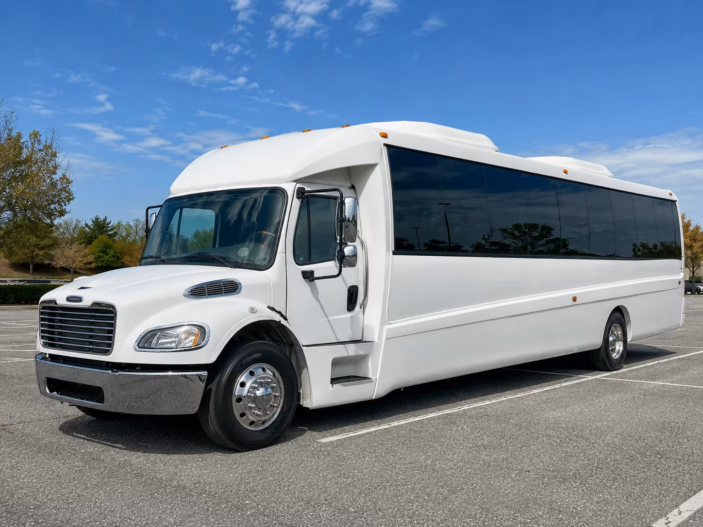 georgetown 30 passenger party bus
