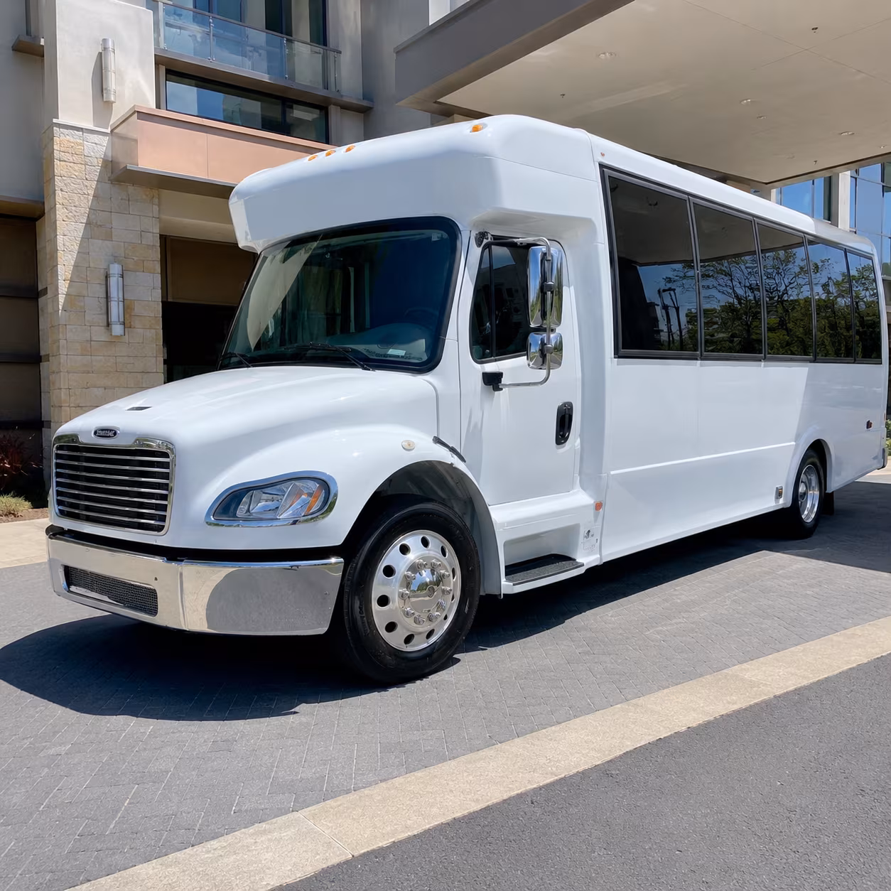 minibuses for corporate shuttles between georgetown and the domain