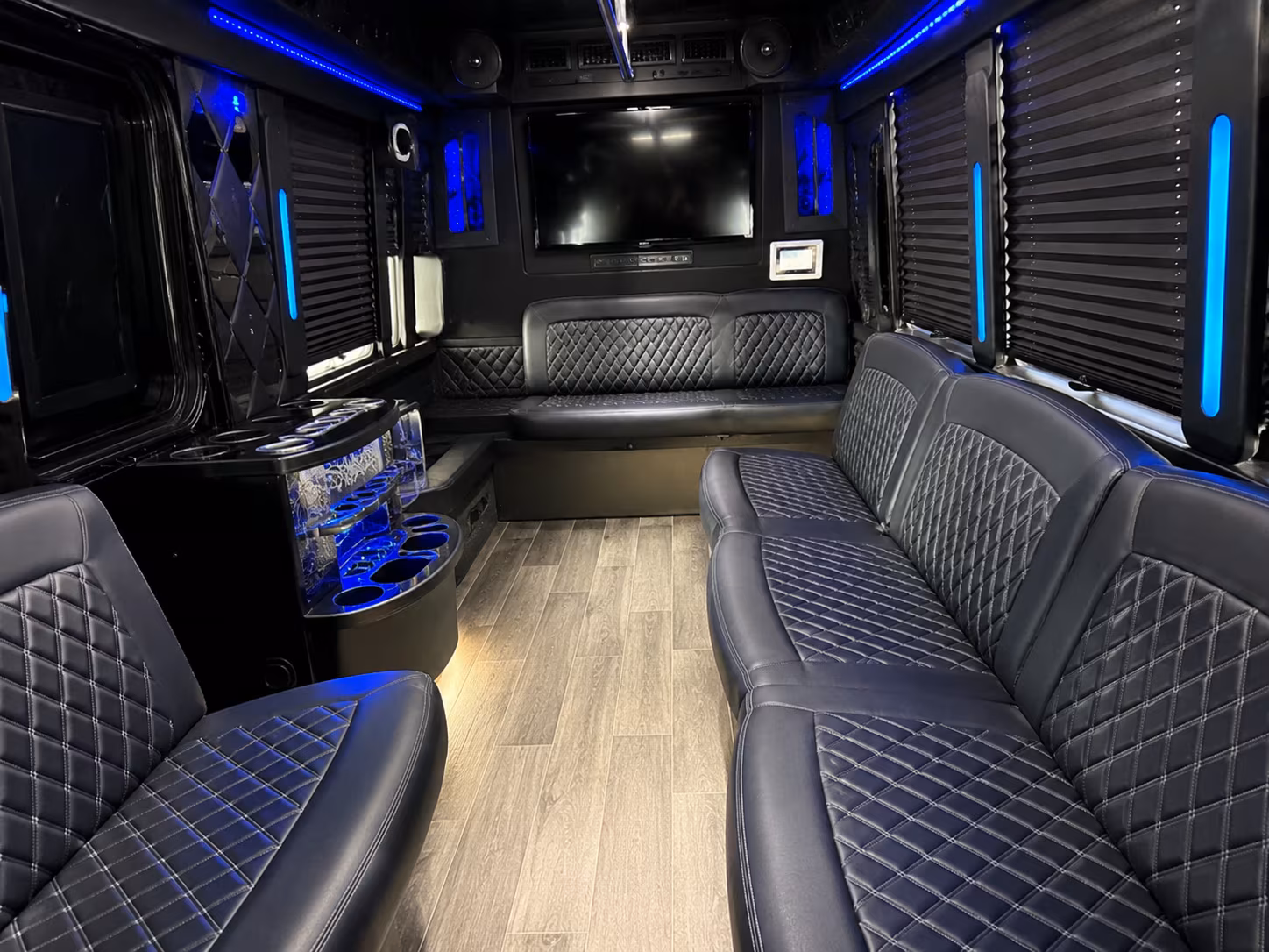 party bus rentals for georgetown high school and east view prom nights